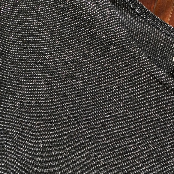 Roaman’s vintage plus size 3X black with silver thread Long Sleeve tunic - Picture 16 of 16